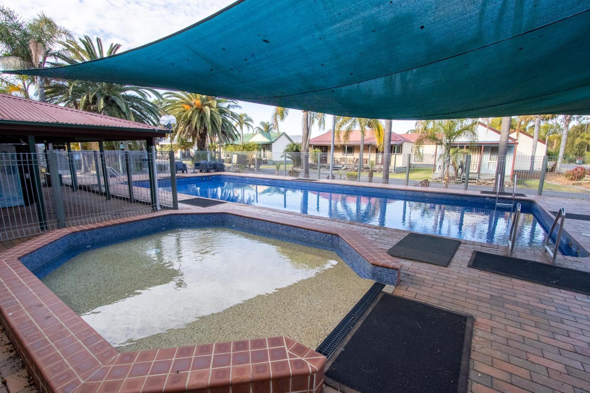 Marina Resort 3*