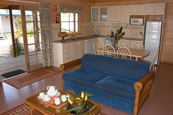 Marina Resort 3*
